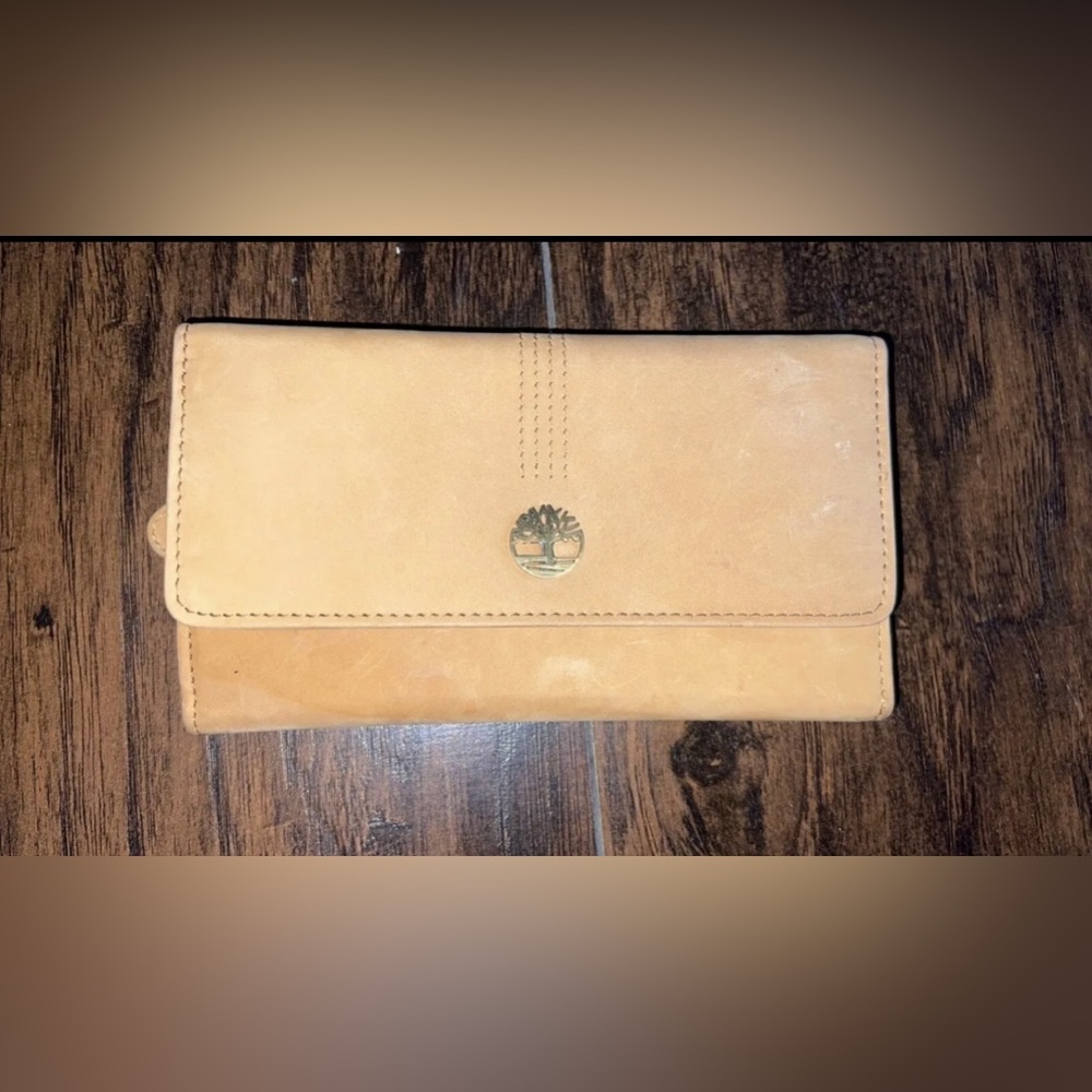 Timberland Womens Leather Wallet RFID Protection Snap button closure Clutch